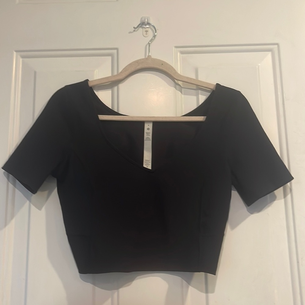 Lululemon Black Crop Top